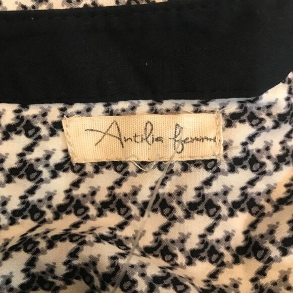 Antilia Femme Women's Short Sleeve Pullover Blouse in Black/White - Size Large * - Picture 4 of 5